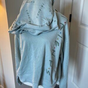 Friends XXL Sweatshirt and shorts combo